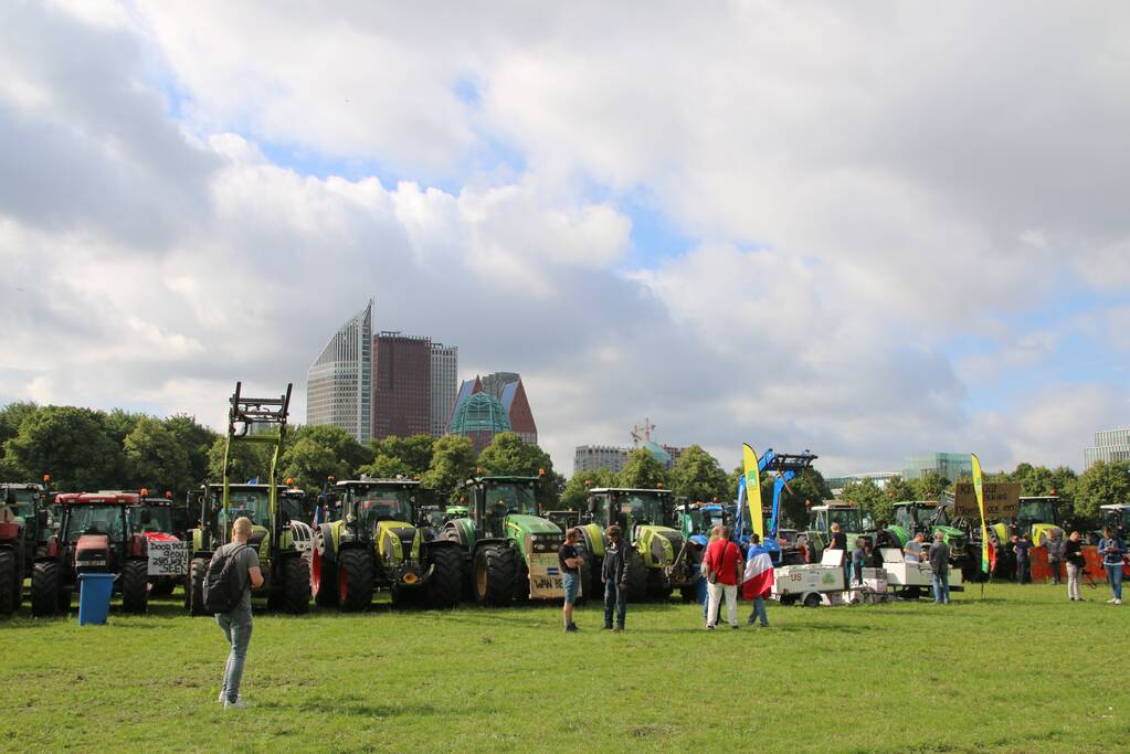 Eerste boeren arriveren op demonstratieterrein