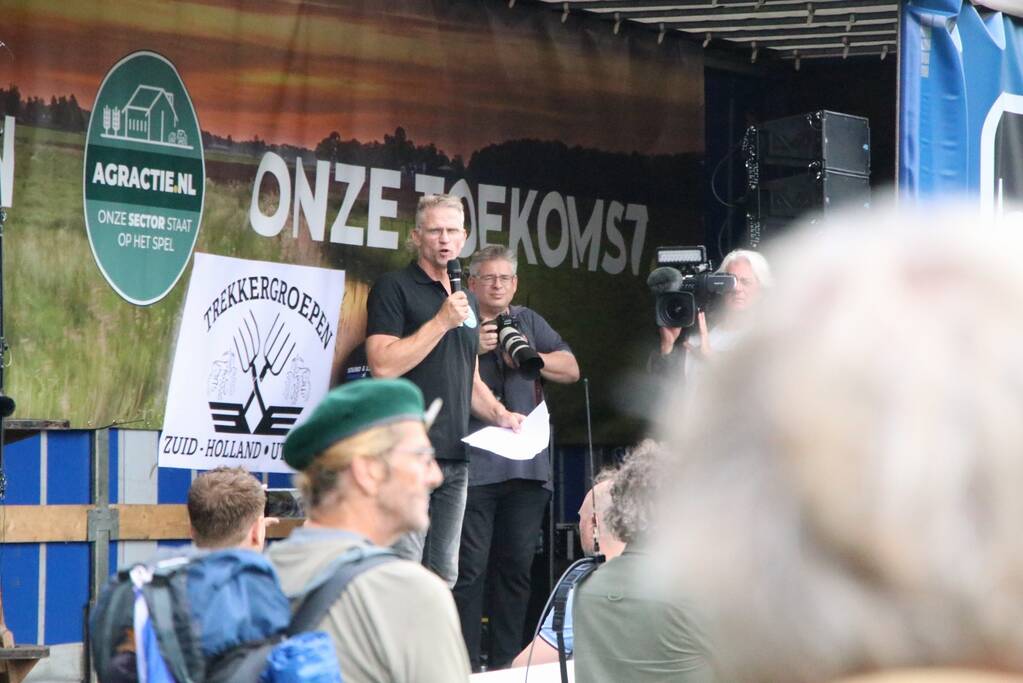 Eerste boeren arriveren op demonstratieterrein