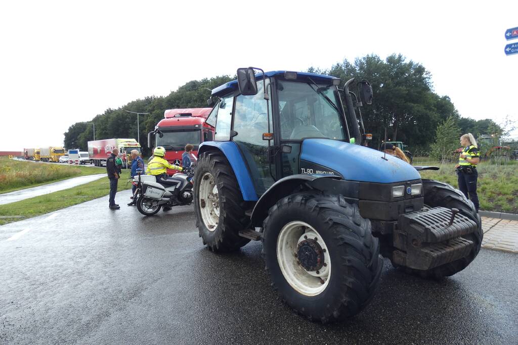 Broeren blokkeren toegang tot Jumbo distributiecentrum