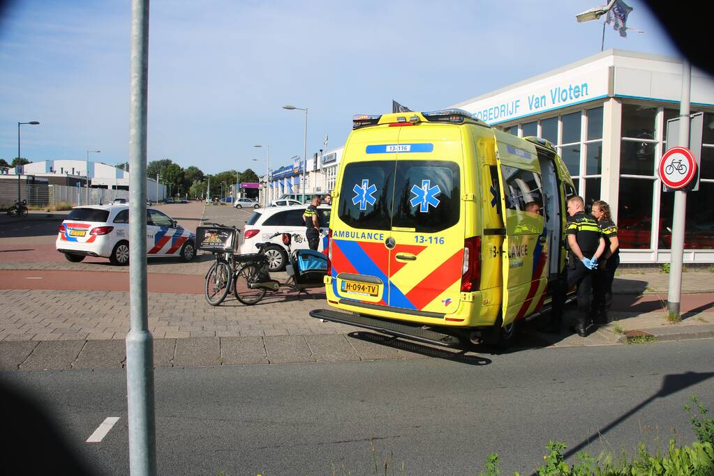 Fietser gewond bij botsing met scooter