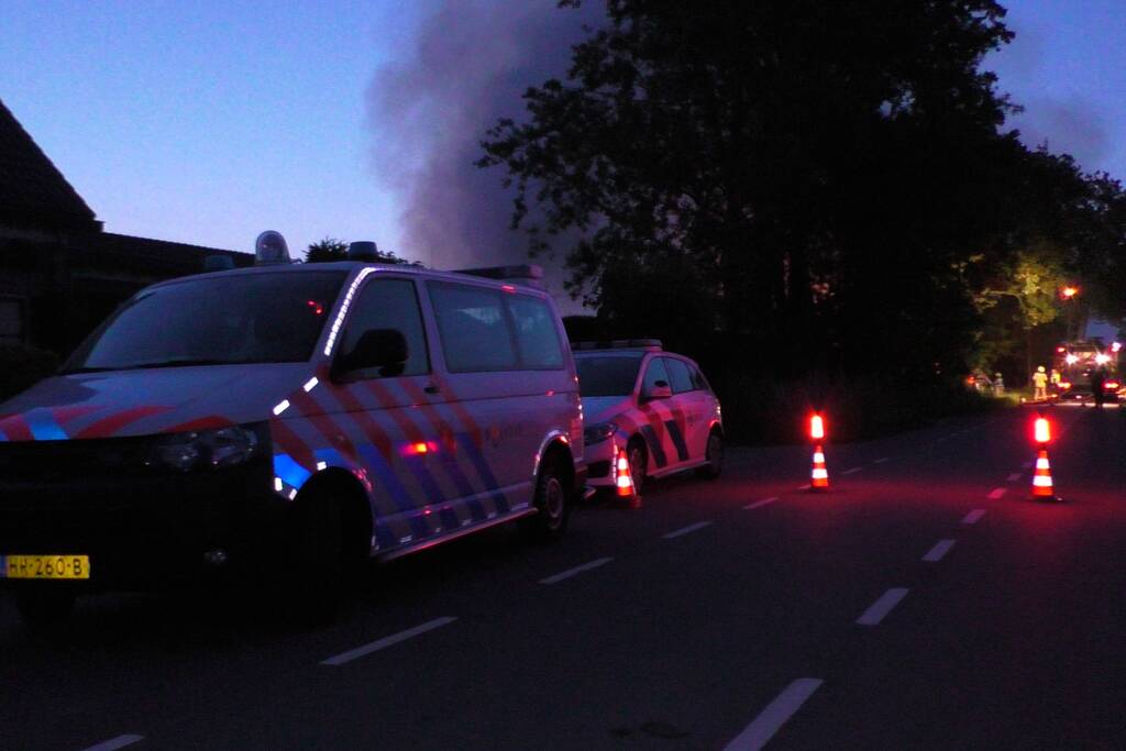 Vuurzee verwoest schuur volledig