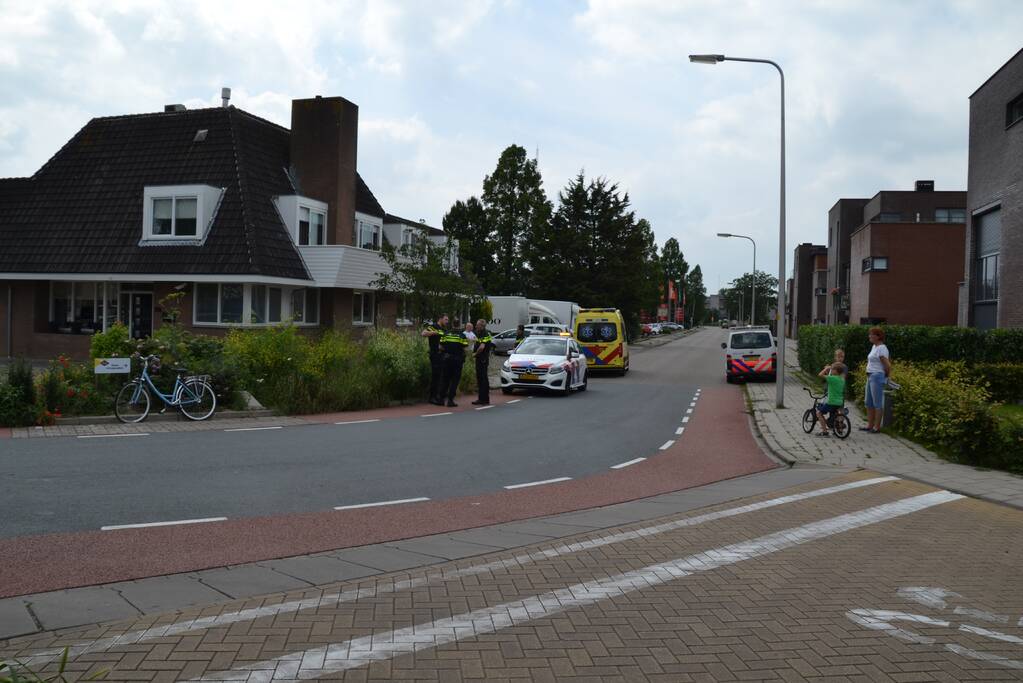 Fietser gewond bij botsing met auto