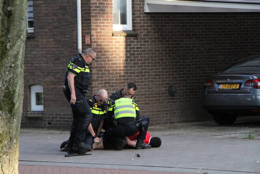 Persoon gereanimeerd na aanhouding