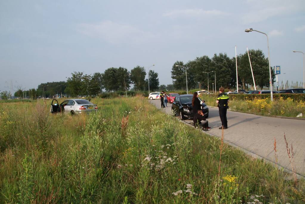 Een gewonde bij ongeval tussen twee auto's