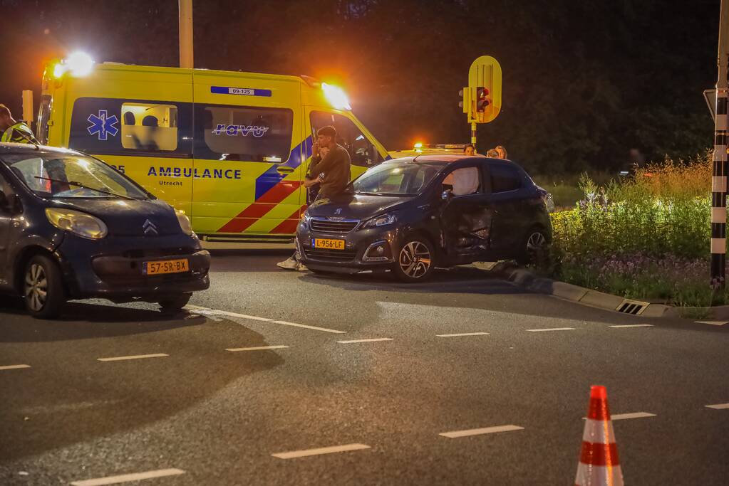 Ongeval tussen twee personenauto's