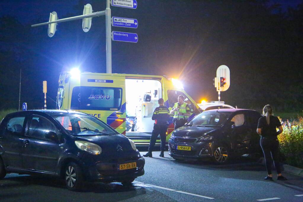 Ongeval tussen twee personenauto's