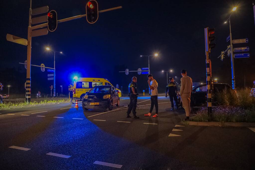 Ongeval tussen twee personenauto's