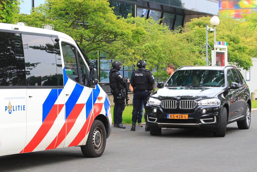 Mediapark zwaar beveiligd voor opnames RTL Boulevard