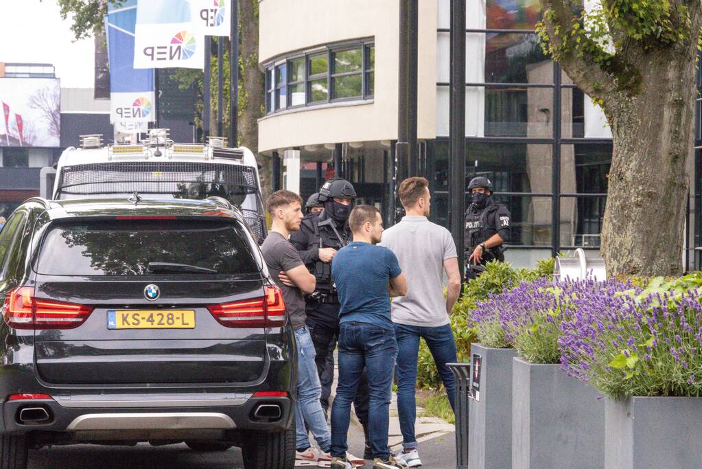 Mediapark zwaar beveiligd voor opnames RTL Boulevard