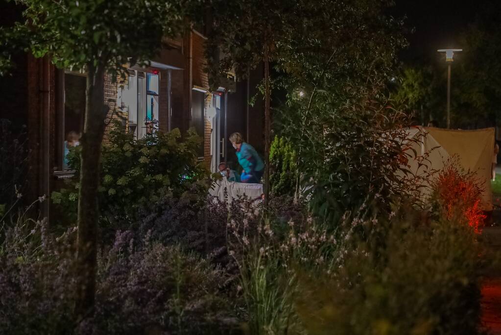 Persoon zwaargewond door incident op straat