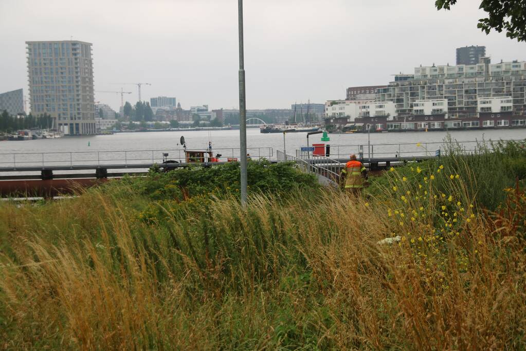 Brand in machinekamer van binnenvaartschip