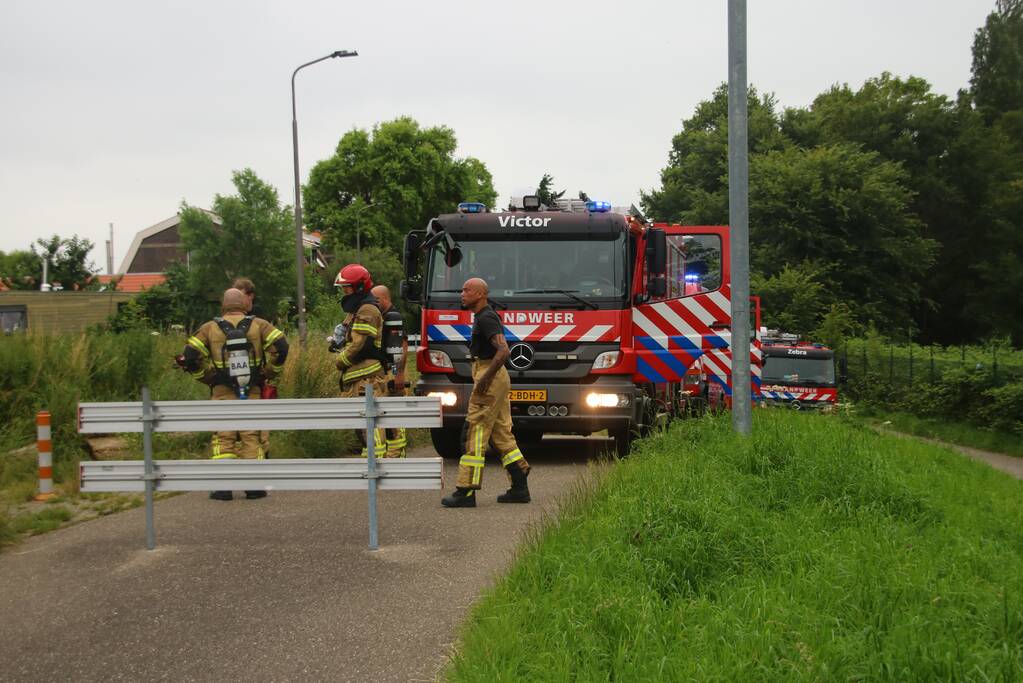 Brand in machinekamer van binnenvaartschip