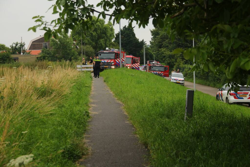 Brand in machinekamer van binnenvaartschip