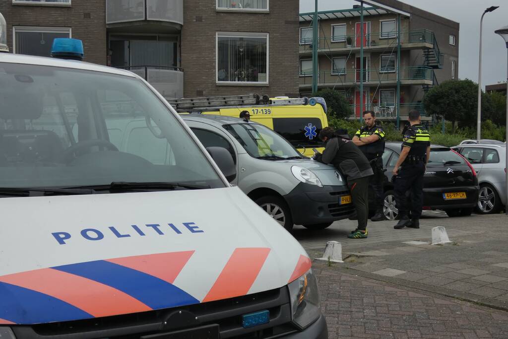 Fietser gewond bij botsing met bestelbus