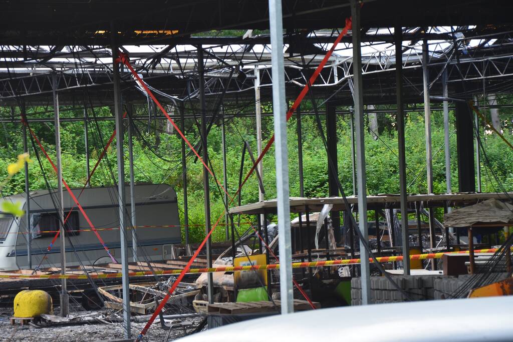 Flinke schade na brand op camping