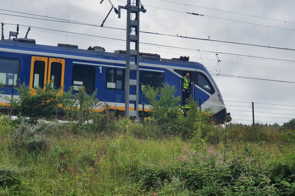 Geen treinverkeer door aanrijding op spoor