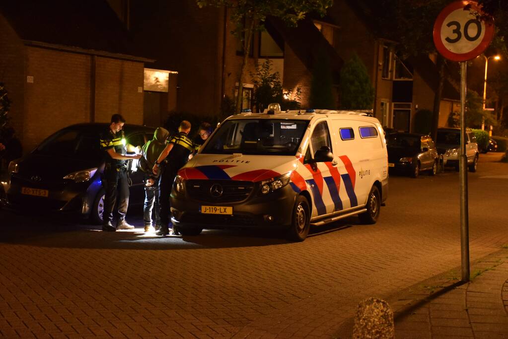 Persoon aangehouden na verdachte situatie