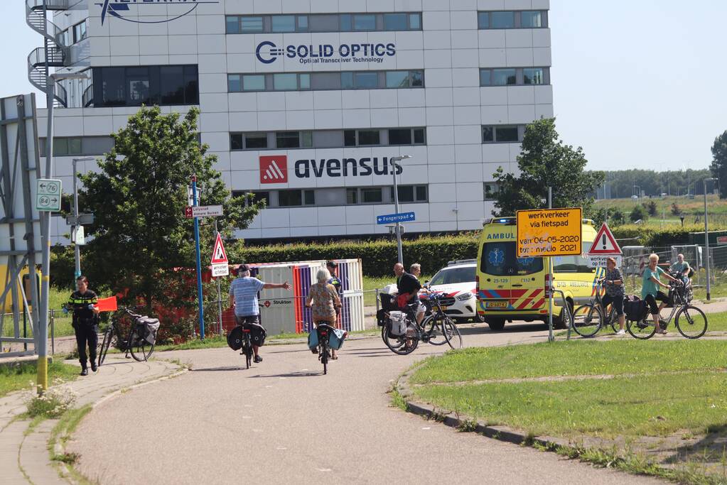 Fietsster loopt ernstig hoofdletsel op bij botsing