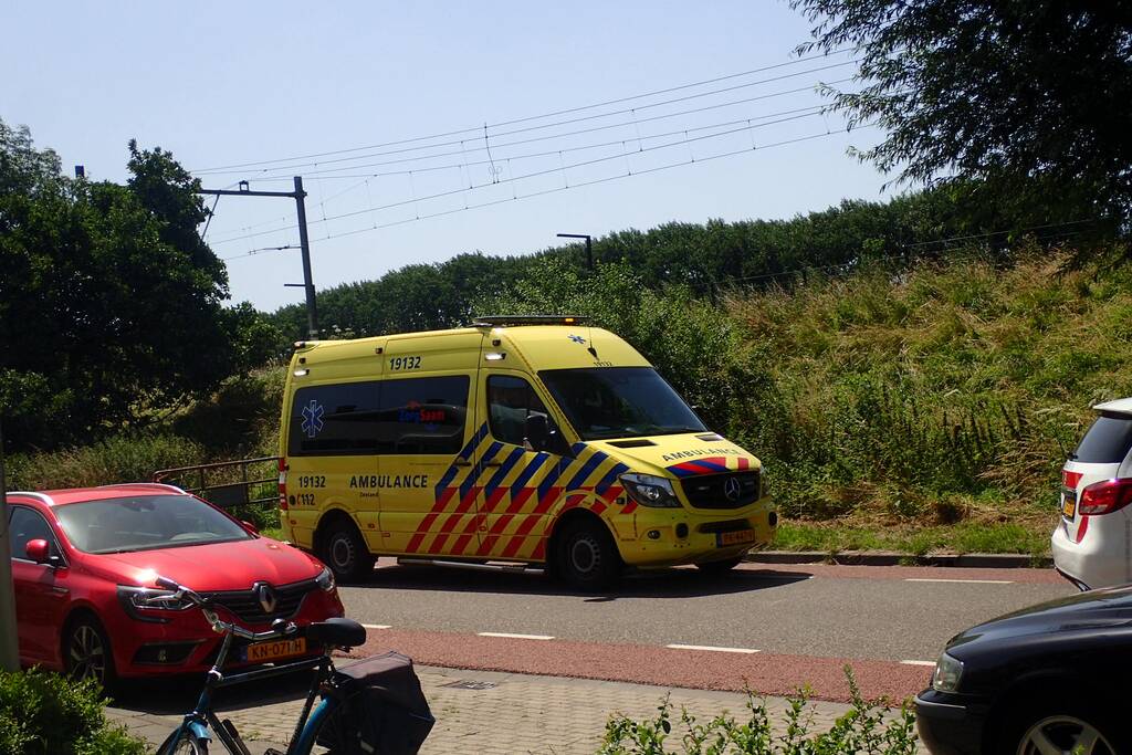 Wielrennen ernstig gewond na val