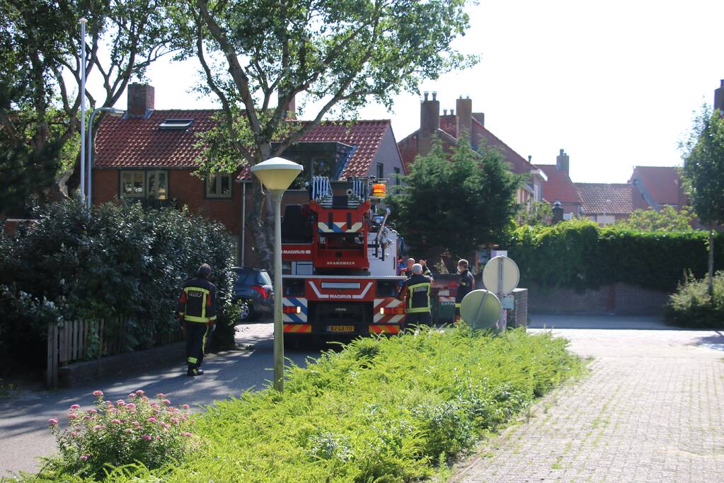 Meeuw gered door brandweer