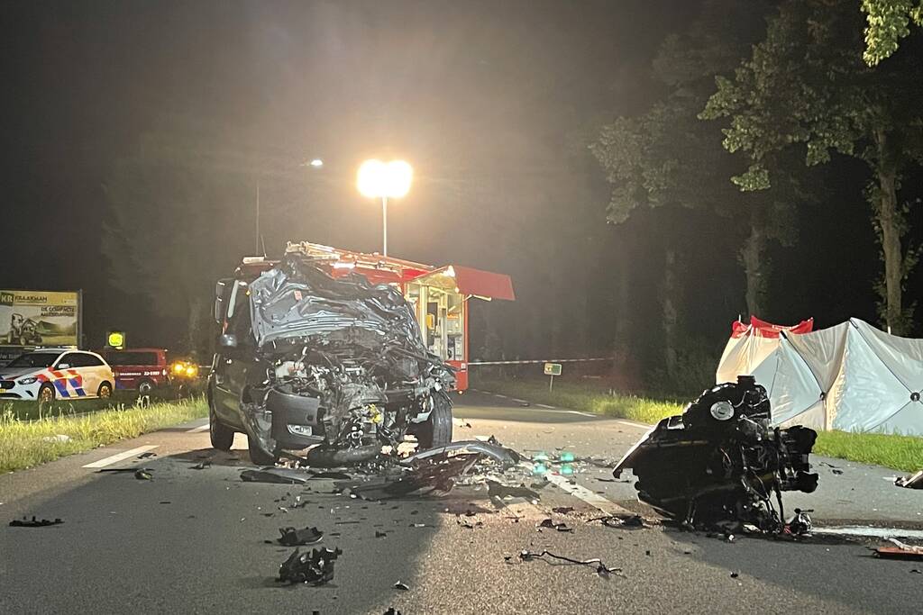 Motorrijder overleden bij zeer ernstig ongeval