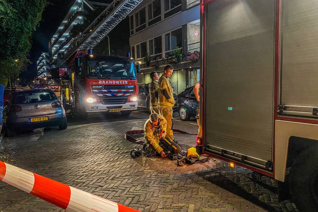 Middel brand op derde etage flatgebouw