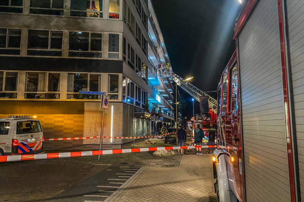 Middel brand op derde etage flatgebouw