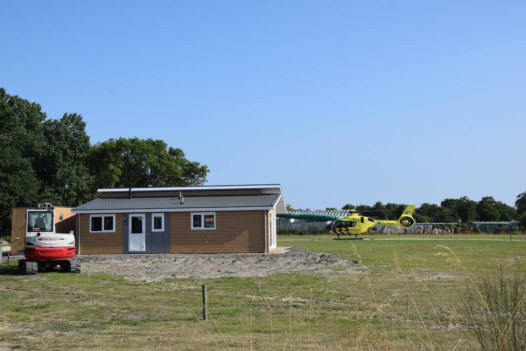Traumahelikopter landt voor medisch incident op Camping De Duinhoeve
