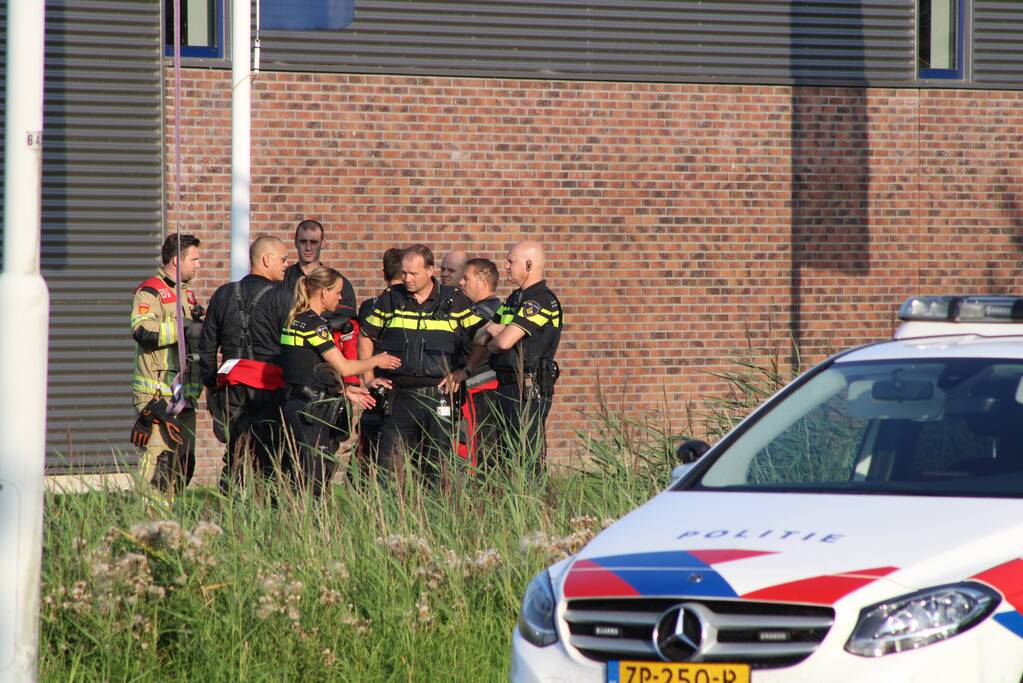 Lichaam van overleden man aangetroffen in water