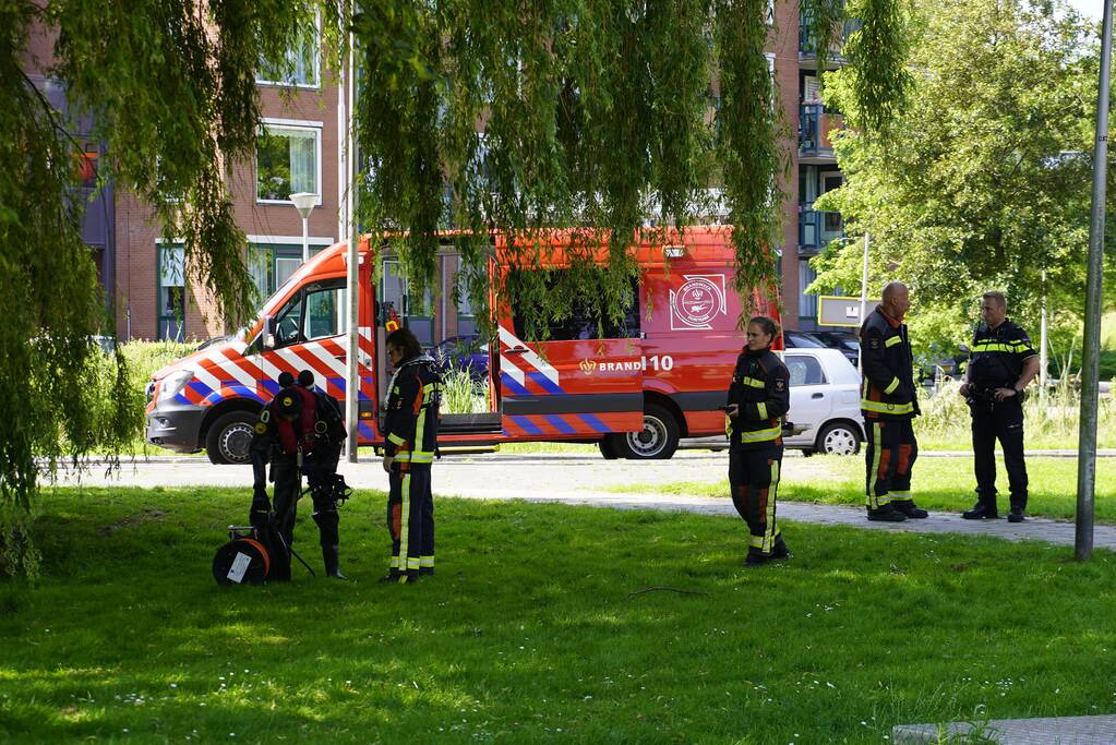 Duikers ingezet na achtergelaten kinderfiets langs waterkant