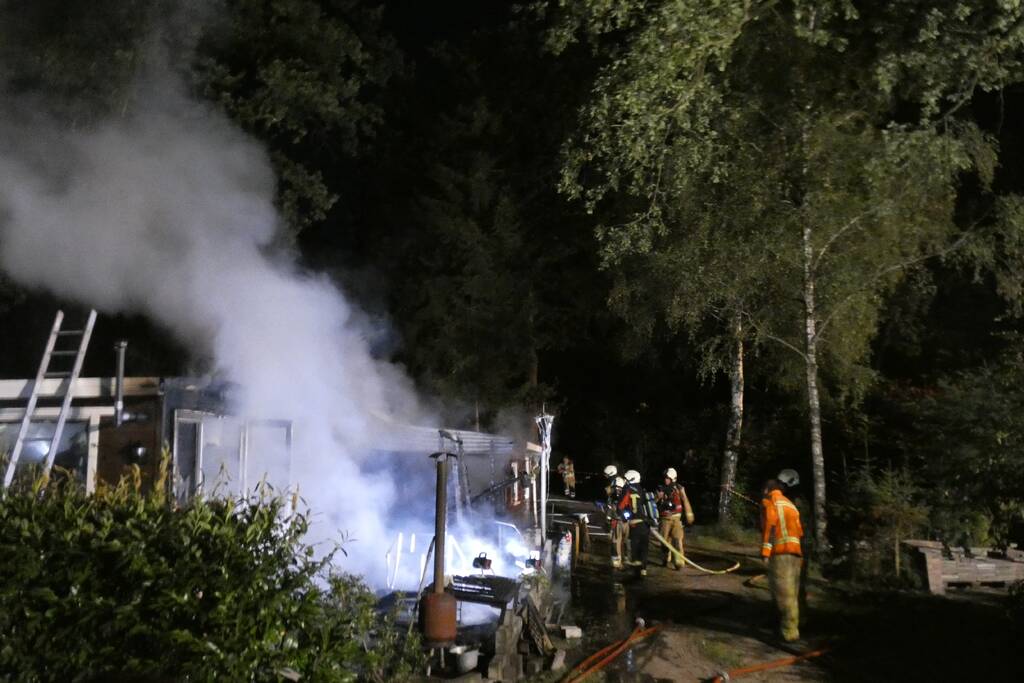 Chalet verwoest door uitslaande brand