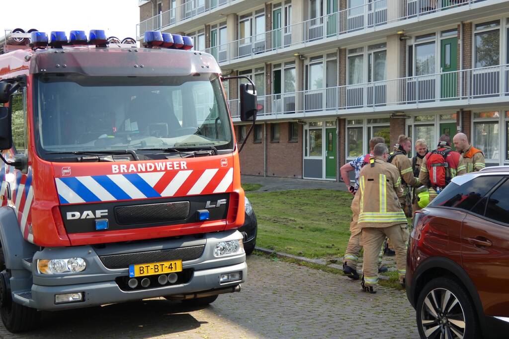 Brandweer doet onderzoek naar gaslucht