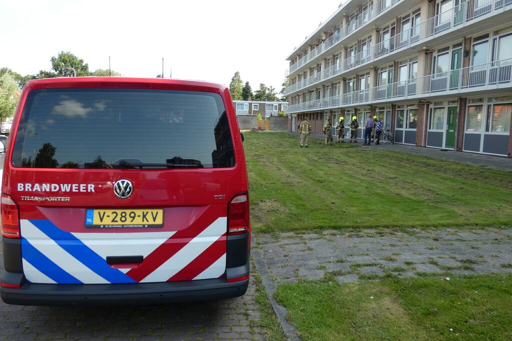 Brandweer doet onderzoek naar gaslucht