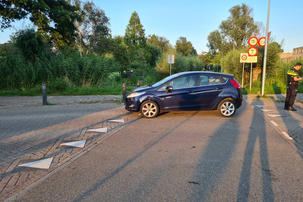 Kind op fiets gewond na ongeval met auto