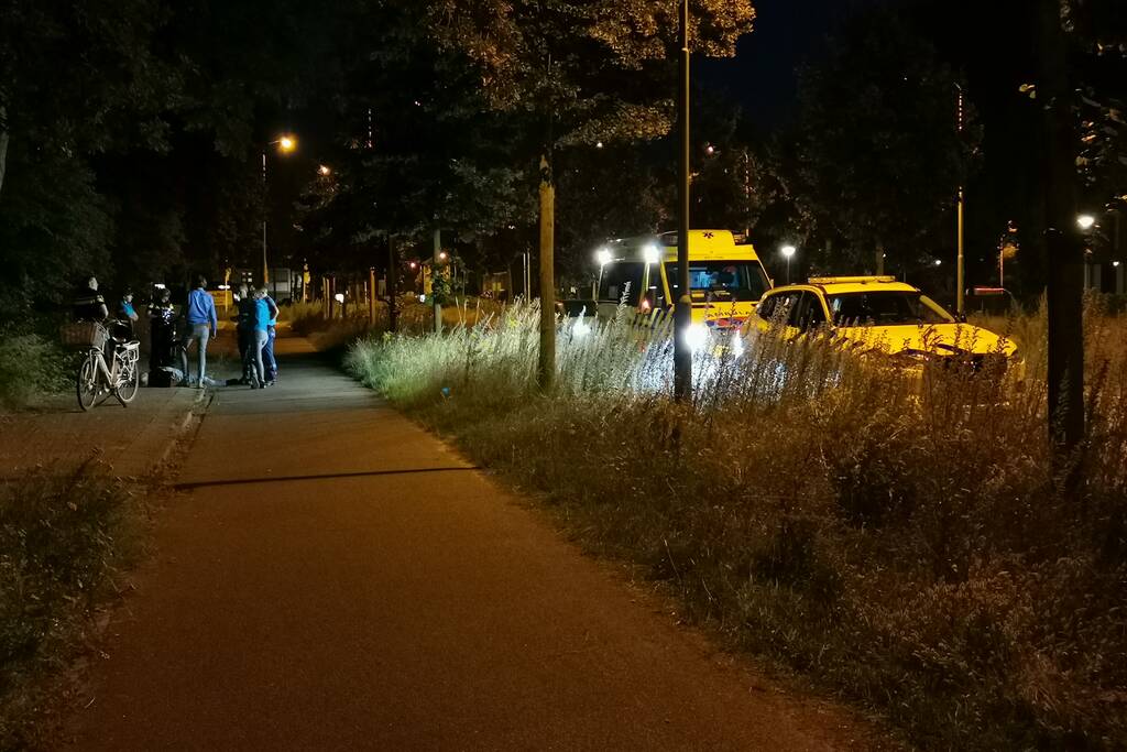 Fietser komt ten valen raakt gewond