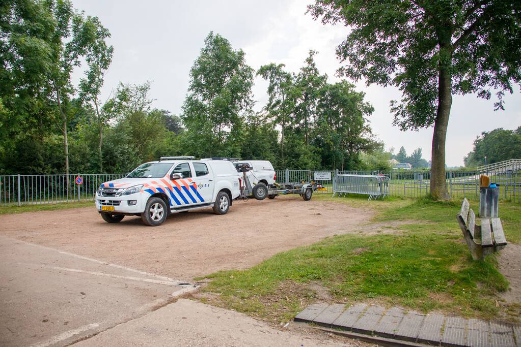 Zoektocht naar vermiste duiker Vinkeveense Plassen