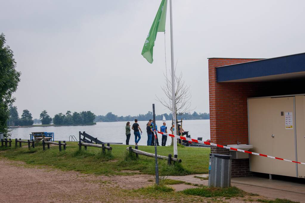 Zoektocht naar vermiste duiker Vinkeveense Plassen