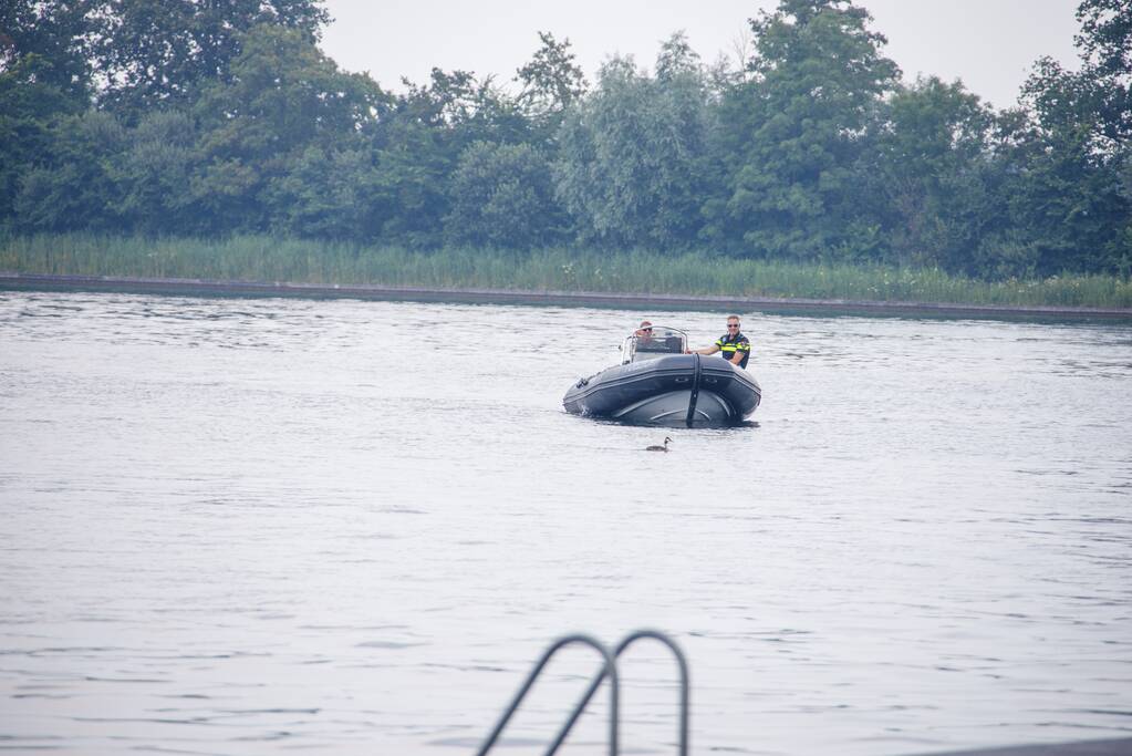 Zoektocht naar vermiste duiker Vinkeveense Plassen