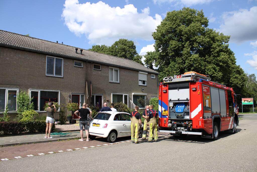 Regenpijpen van woningen verwoest door brand