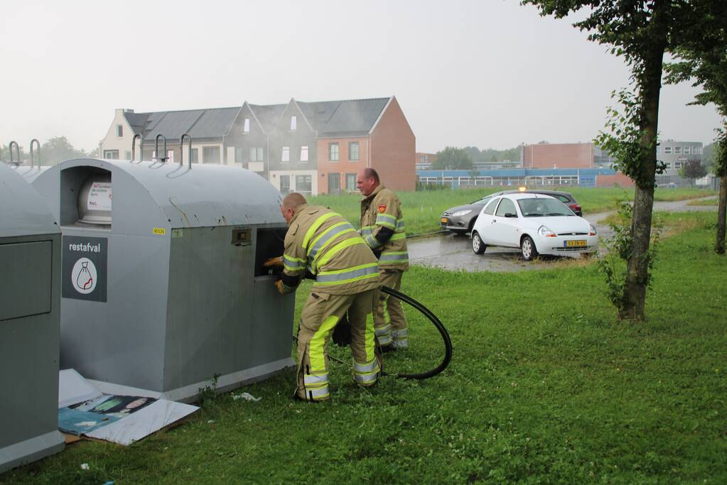 Veel rookontwikkeling door brand in container