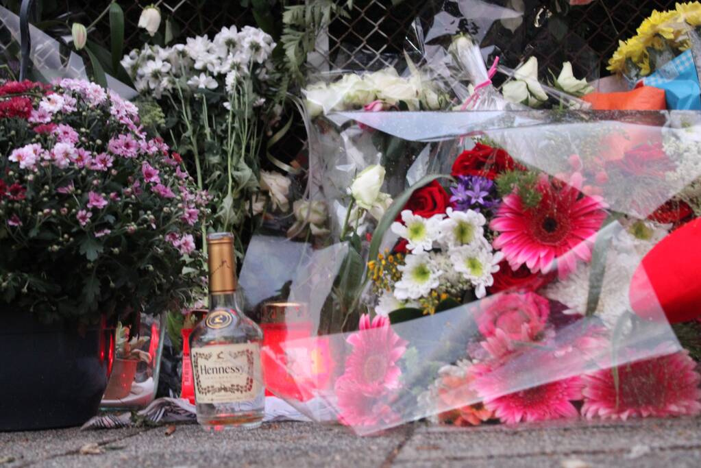 Bloemenzee voor doodgestoken man (27)