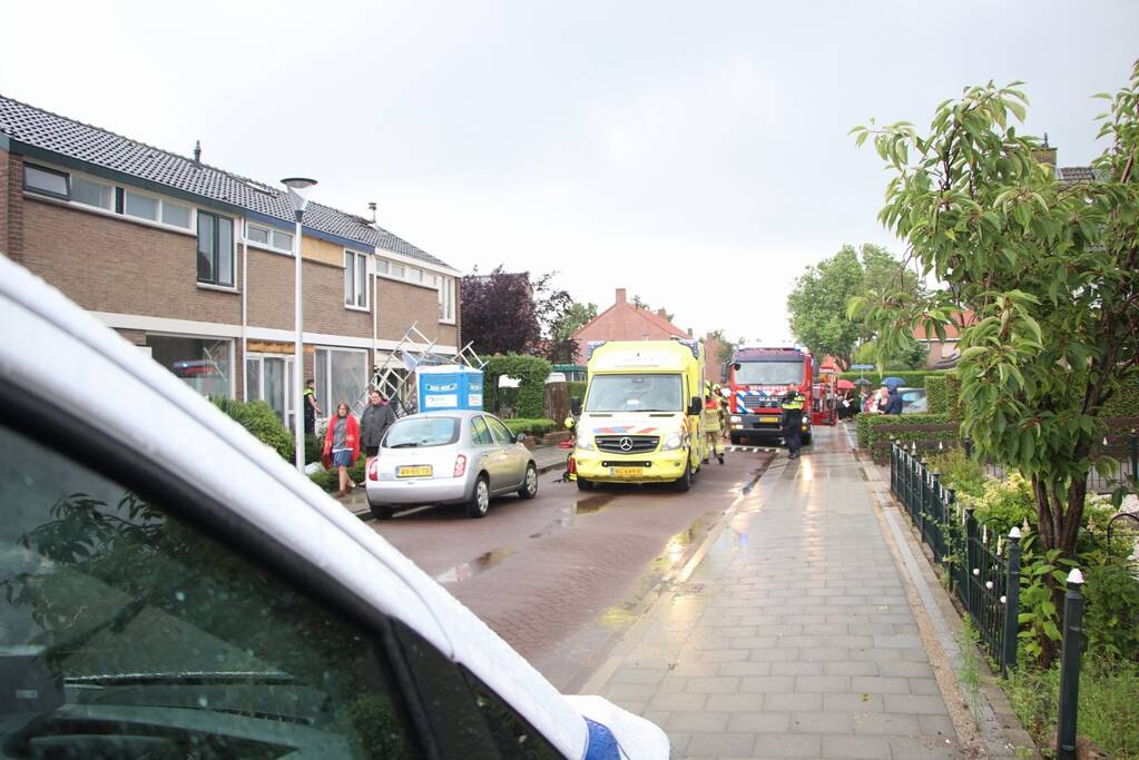 Persoon zwaargewond door omgevallen steiger