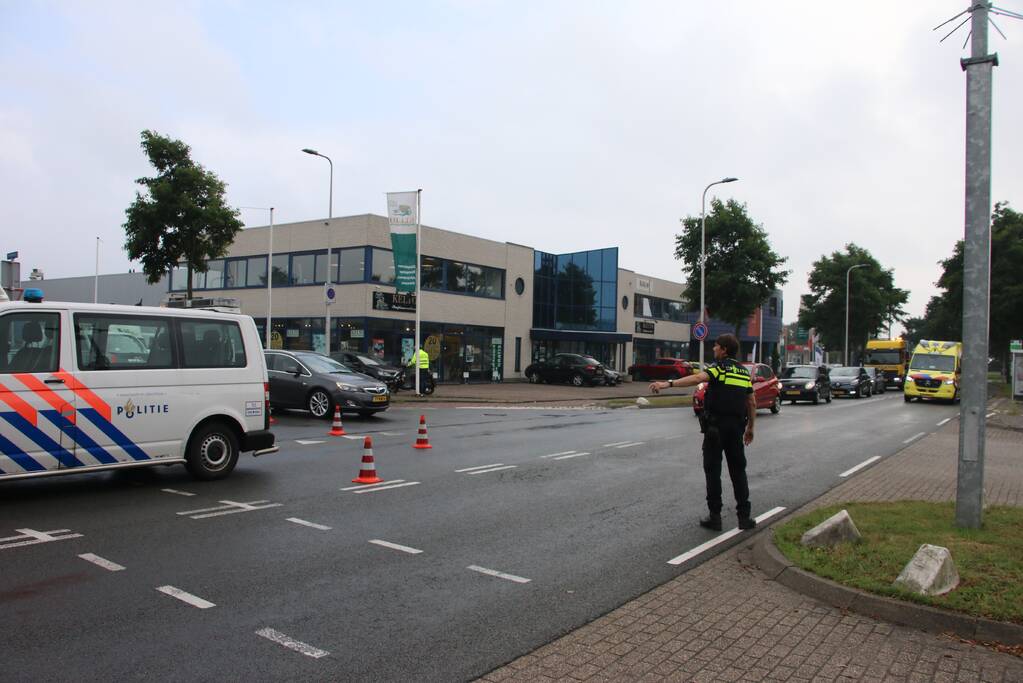Flinke schade bij botsing tussen auto's