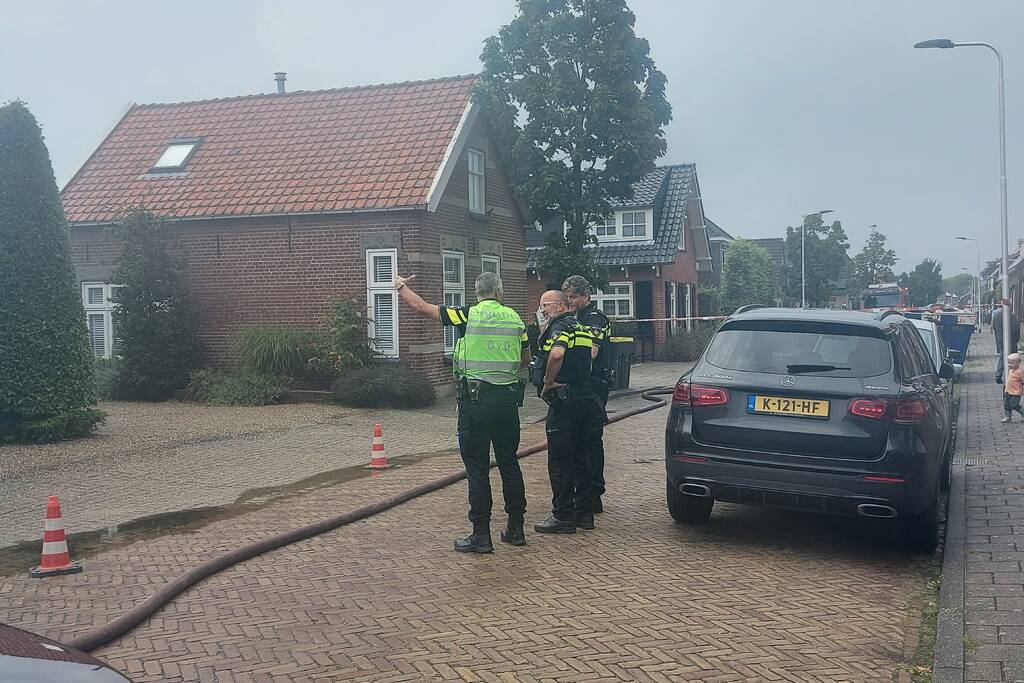 Veel rook bij brand in kantoorpand