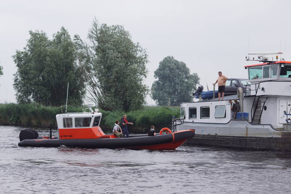 Grote zoekactie naar mogelijk persoon te water Jachthaven 't Raboes