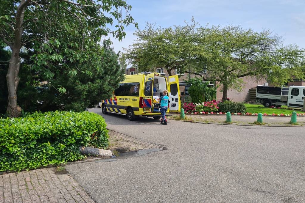 Fietser gewond na uitwijkmanoeuvre