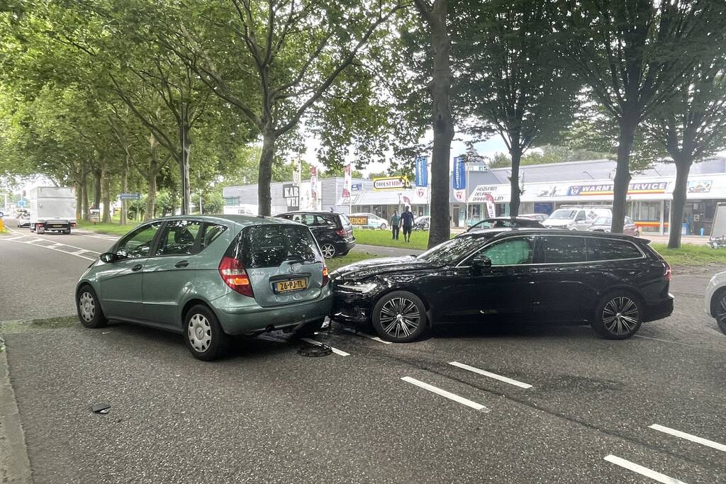 Proefrit eindigt in aanrijding
