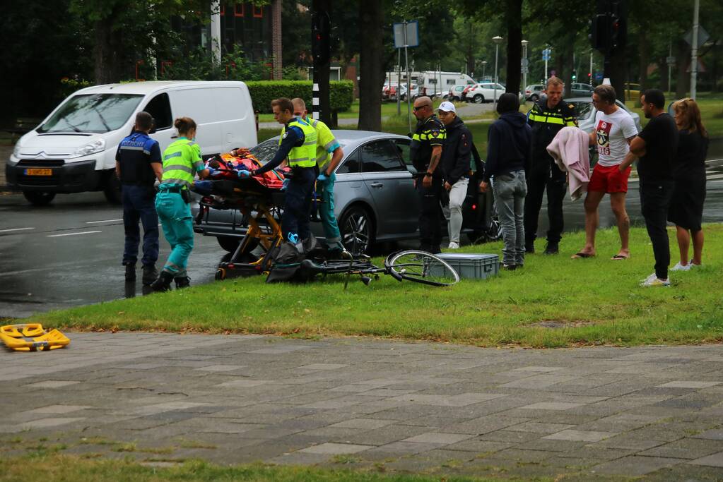 Fietser gewond bij aanrijding met auto