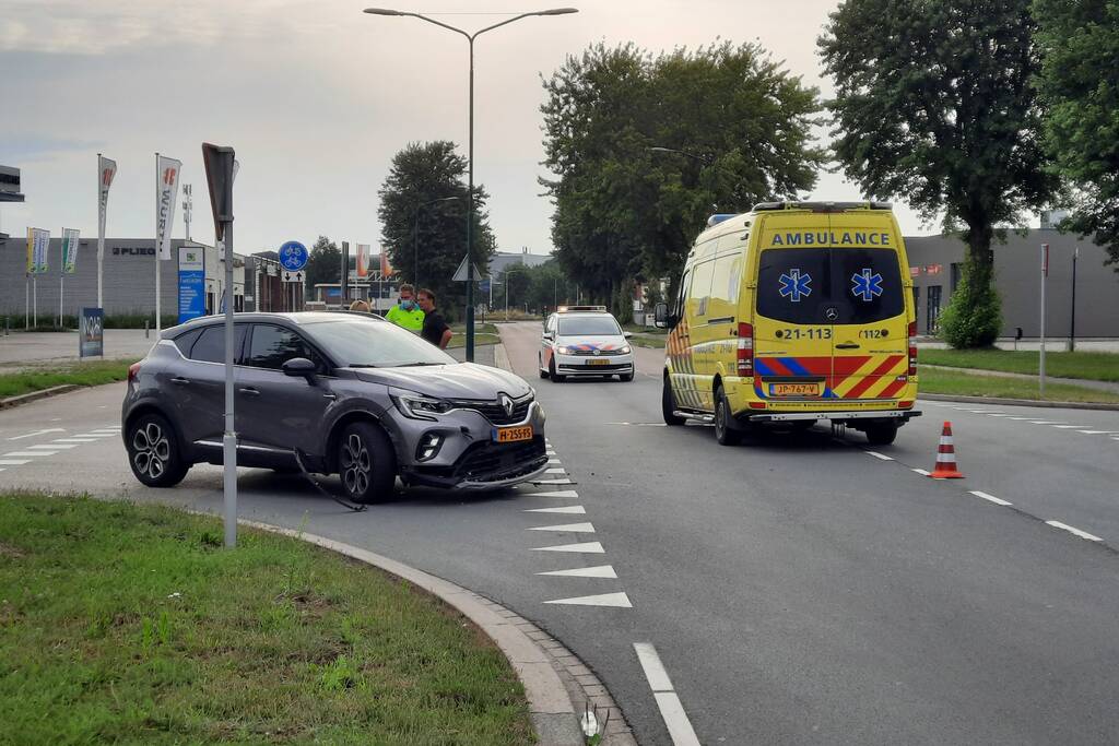 Scooterrijder gewond na ongeval met auto