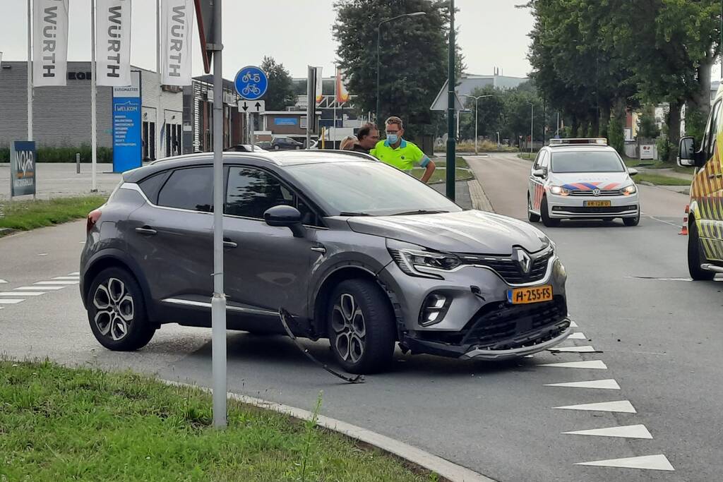 Scooterrijder gewond na ongeval met auto